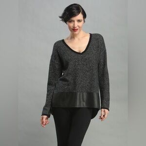 Zoe‎ Couture Wool Cashmere Blend Leather Hem V-Neck Pullover in Black size small